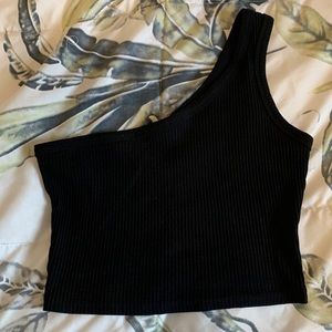 One shoulder crop top